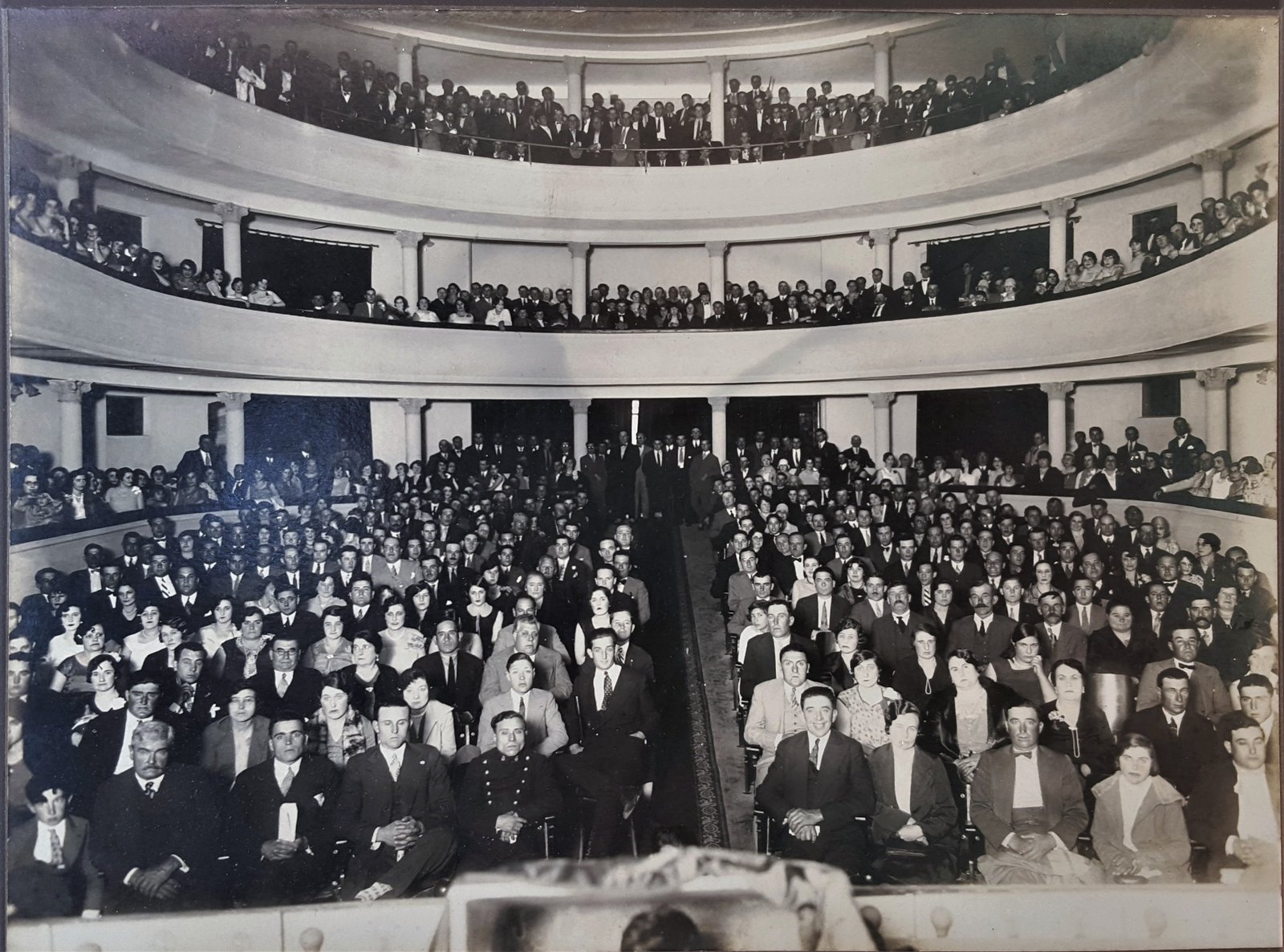 Inauguración del Cine Teatro Italo-Argentino